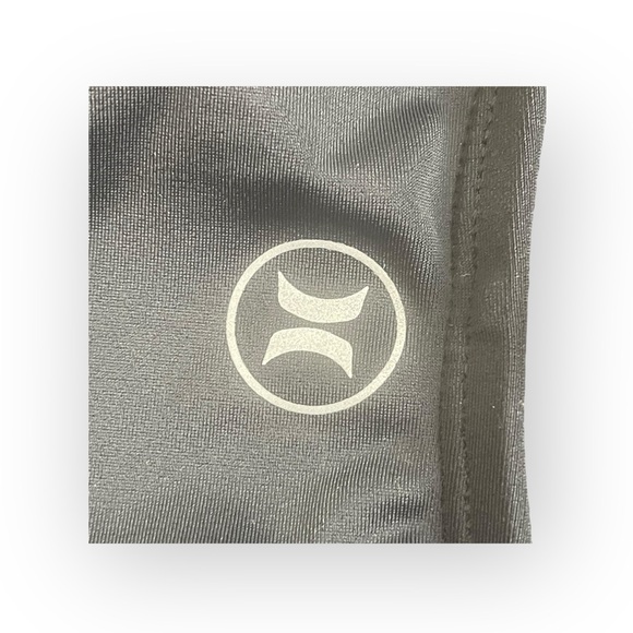 new Hurley 🝮 One Piece Strappy Full Coverage Sport Swimsuit 🝮 Black 🝮 XL - Picture 12 of 16